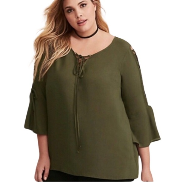 TORRID Lace-Up Sleeve Challis Blouse in Dark Olive Green Top - Picture 1 of 10
